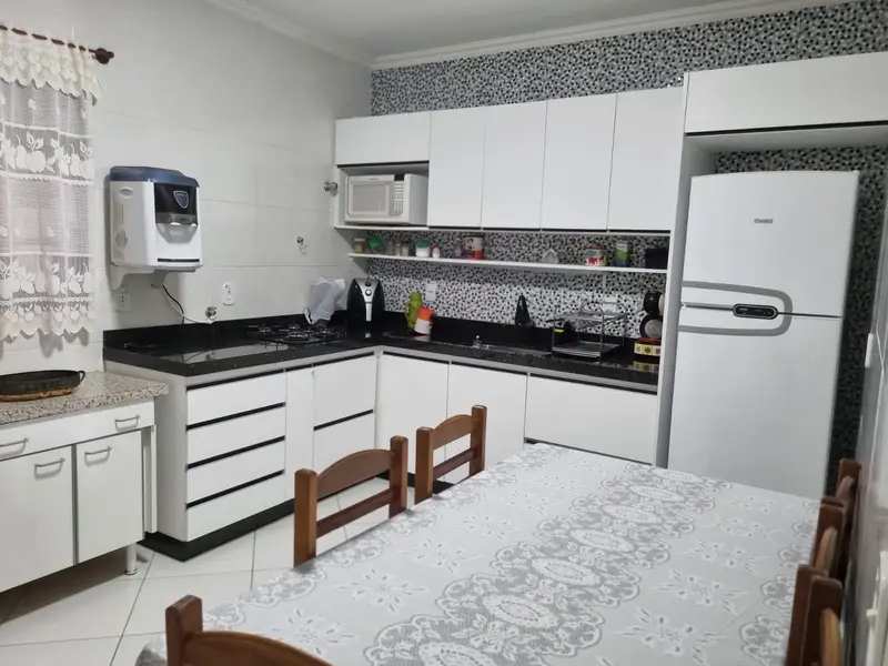 CASA COM PISCINA NO INDAIA - Miniatura 11