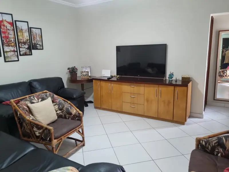 CASA COM PISCINA NO INDAIA - Miniatura 13